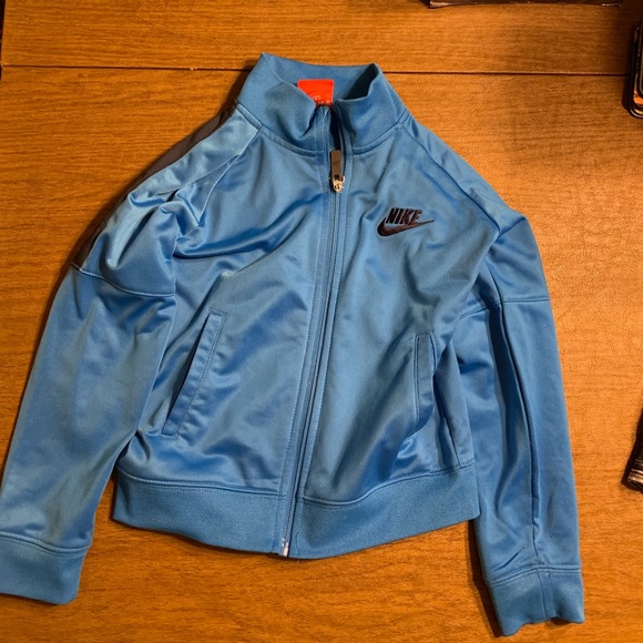 Nike Jacket - Picture 1 of 1